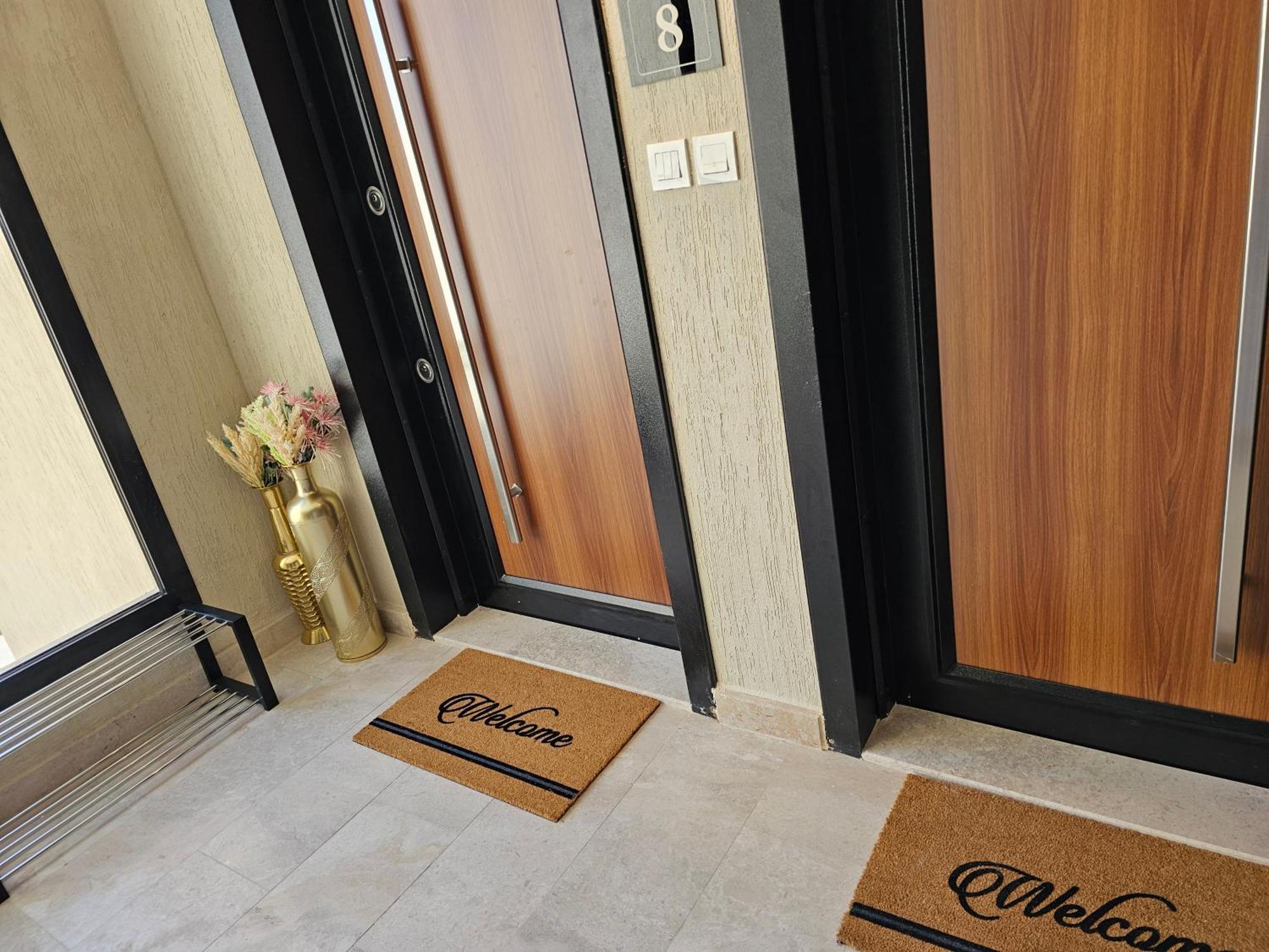 الشقق الفاخرة Modern Apartments Of 3 Bedrooms 5 Minutes To Haram Medine Dış mekan fotoğraf